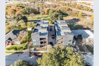 1105 Poindexter Street #B1, Fort Worth, TX 76102 - Photo 2