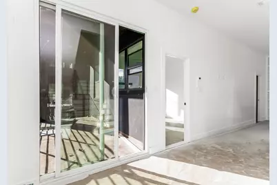 1105 Poindexter Street #B1, Fort Worth, TX 76102 - Photo 12