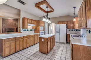 2400 Buck Dr, Mesquite, TX 75181 - Photo 12