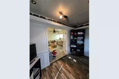 222 W Shady Grove Road W #222 East unit, Irving, TX 75060 - Photo 32