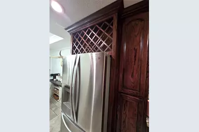 222 W Shady Grove Road W #222 East unit, Irving, TX 75060 - Photo 14