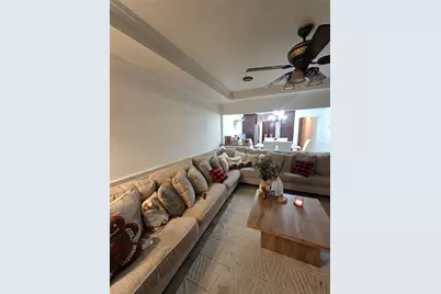 222 W Shady Grove Road W #222 East unit, Irving, TX 75060 - Photo 6