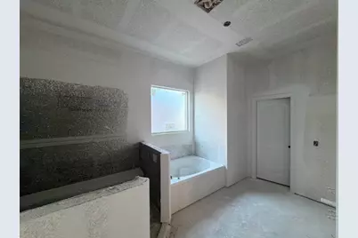 1121 Trinity Drive, Springtown, TX 76082 - Photo 10