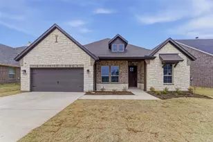 1121 Trinity Dr, Springtown, TX 76082 - Photo 2