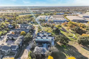 1105 Poindexter St, Fort Worth, TX 76102 - Photo 6