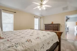 951 Morgan Dr, Burleson, TX 76028 - Photo 20