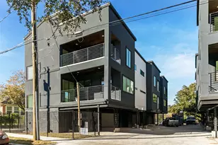 1101 Poindexter St, Fort Worth, TX 76102 - Photo 1