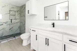 1101 Poindexter St, Fort Worth, TX 76102 - Photo 22