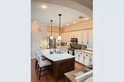 300 Eastland Drive, Lewisville, TX 75056 - Photo 12