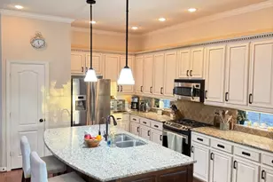 300 Eastland Dr, Lewisville, TX 75056 - Photo 12