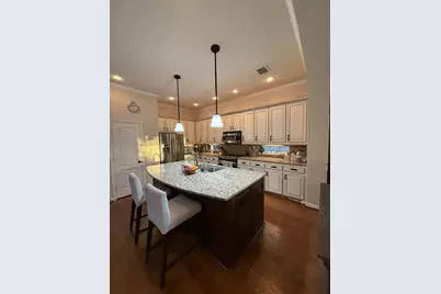 300 Eastland Drive, Lewisville, TX 75056 - Photo 10