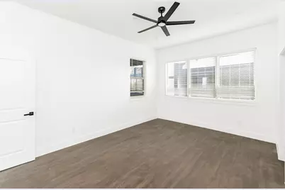 1101 Poindexter Street #A2, Fort Worth, TX 76102 - Photo 12