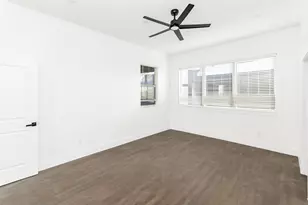 1101 Poindexter St, Fort Worth, TX 76102 - Photo 12