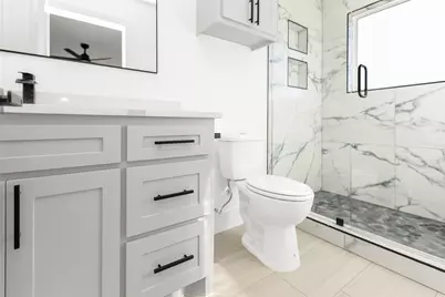 1101 Poindexter Street #A2, Fort Worth, TX 76102 - Photo 22