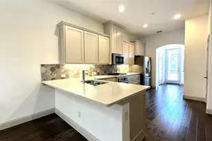 4683B Rhett Ln, Carrollton, TX 75010 - Photo 10