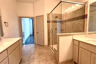 4683B Rhett Ln, Carrollton, TX 75010 - Photo 8