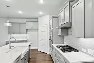 658 Erin Hls Dr, Red Oak, TX 75154 - Photo 8