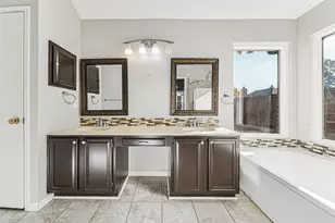 7108 Chateau Dr, Frisco, TX 75035 - Photo 18