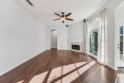 7108 Chateau Drive, Frisco, TX 75035 - Photo 6