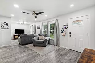 1318 N 61st St, Waco, TX 76710 - Photo 6