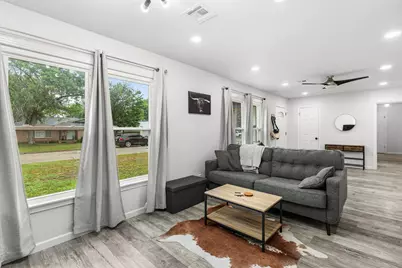1318 N 61st Street, Waco, TX 76710 - Photo 8