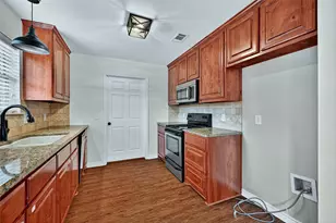 315 Stone St, Collinsville, TX 76233 - Photo 12