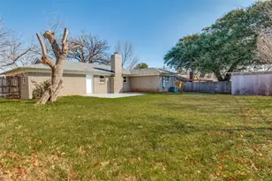 4820 Briarwood Ln, Fort Worth, TX 76103 - Photo 16