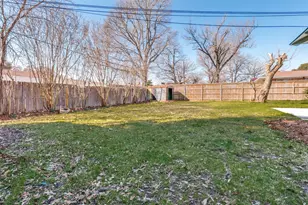 4820 Briarwood Ln, Fort Worth, TX 76103 - Photo 18