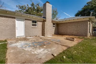 4820 Briarwood Lane, Fort Worth, TX 76103 - Photo 18