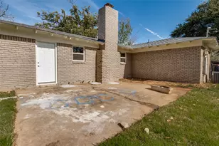 4820 Briarwood Ln, Fort Worth, TX 76103 - Photo 18