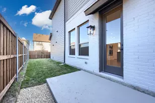 2241 Heather Hls Dr, Fort Worth, TX 76008 - Photo 32