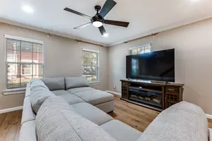 4703 Bradford Dr, Dallas, TX 75219 - Photo 4