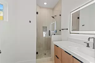 325 N Moore, Dallas, TX 75203 - Photo 6