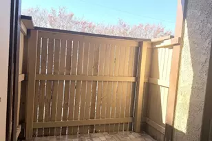 1101 Calico Ln, Arlington, TX 76011 - Photo 12