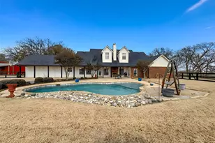 5871 Milam Rd, Denton, TX 76207 - Photo 2
