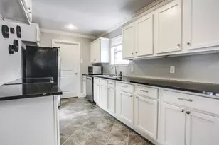 2906 Sharpview Ln, Dallas, TX 75228 - Photo 12