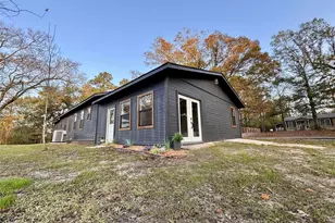 514 E Linn St, Huntington, TX 75949 - Photo 10