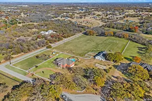 1077 Cardinal Dr, Bartonville, TX 76226 - Photo 28