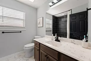 3137 Shoreline Dr, Burleson, TX 76028 - Photo 18