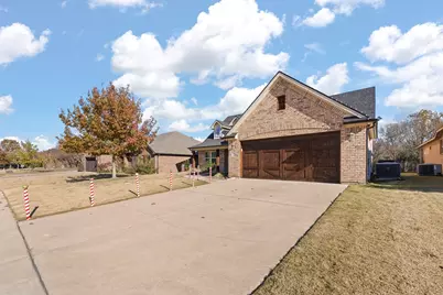 3137 Shoreline Drive, Burleson, TX 76028 - Photo 2