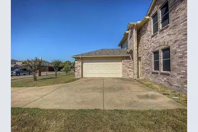 1033 Burnet Drive, Mesquite, TX 75181 - Photo 4