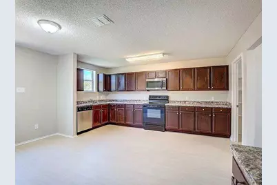 1033 Burnet Drive, Mesquite, TX 75181 - Photo 6