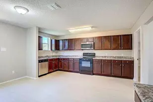 1033 Burnet Dr, Mesquite, TX 75181 - Photo 6