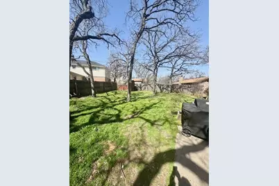 829 Lake Crest Parkway, Azle, TX 76020 - Photo 4