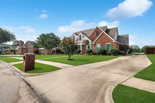 128 Country Club Dr, Heath, TX 75032 - Photo 2