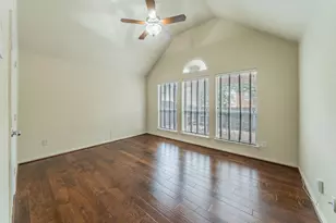 2020 Canterbury Dr, Bedford, TX 76021 - Photo 10