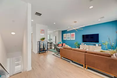 4705 Bryan Street #302, Dallas, TX 75204 - Photo 4