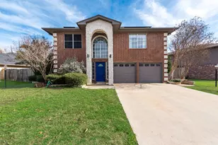 6902 Kara Pl, North Richland Hills, TX 76182 - Photo 1