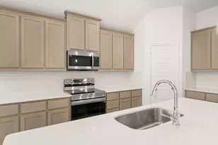 4540 Lyreleaf Dr, Fort Worth, TX 76036 - Photo 2