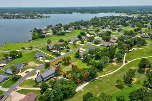 418 Kiowa Dr W, Lake Kiowa, TX 76240 - Photo 1